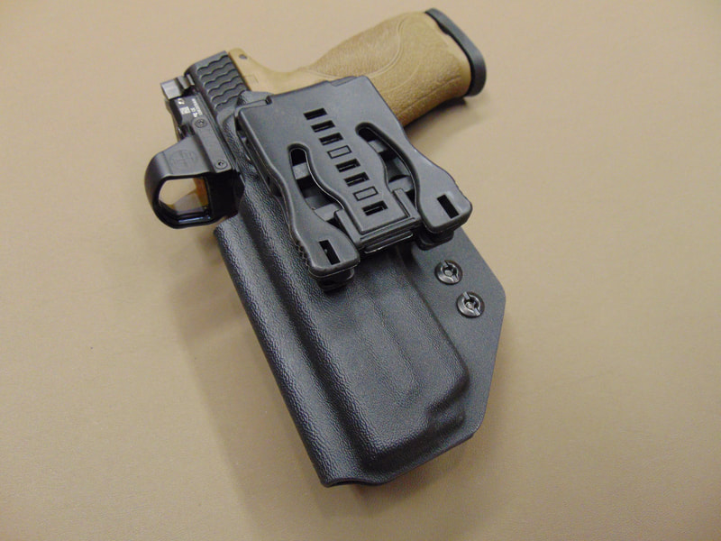 M&P 2.0 Optic Cut Outside the Waistband Holster